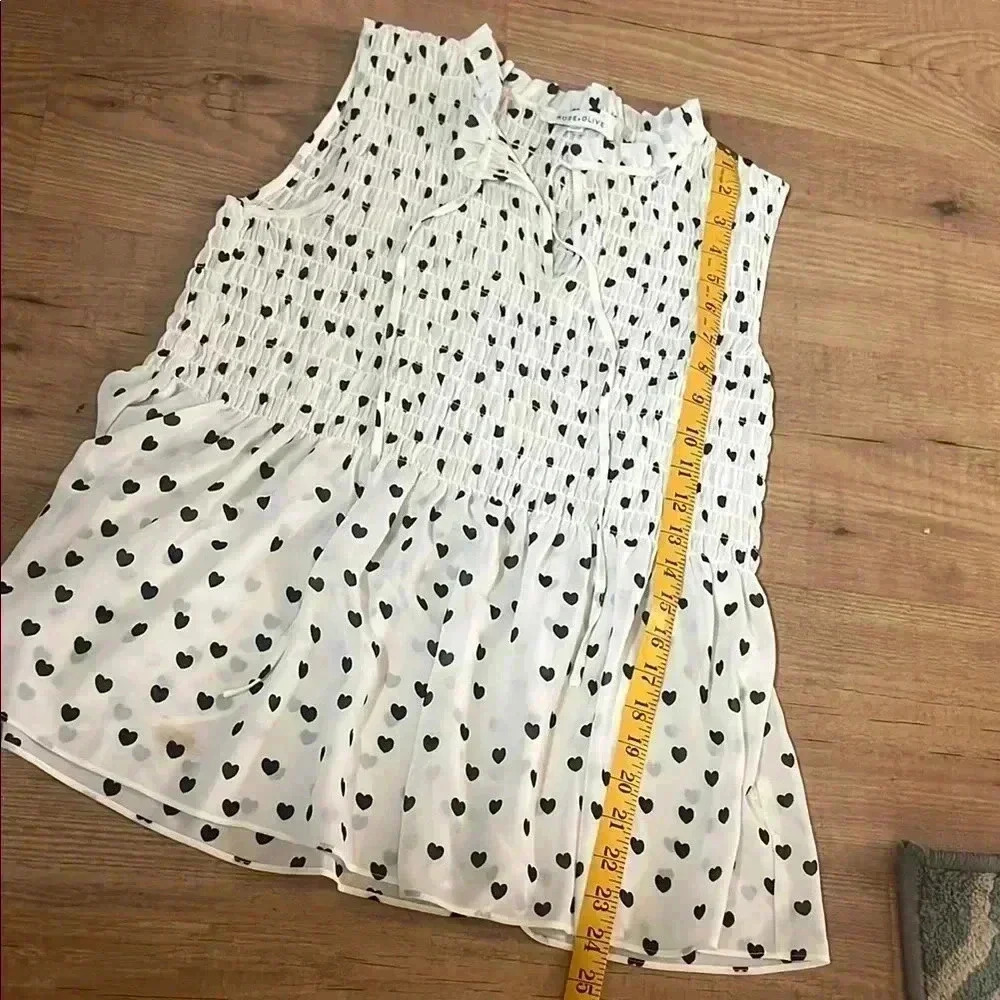 Rose & Olive Sheer Cream Heart Print Babydoll Top - Women's Small - Picture 7 of 8